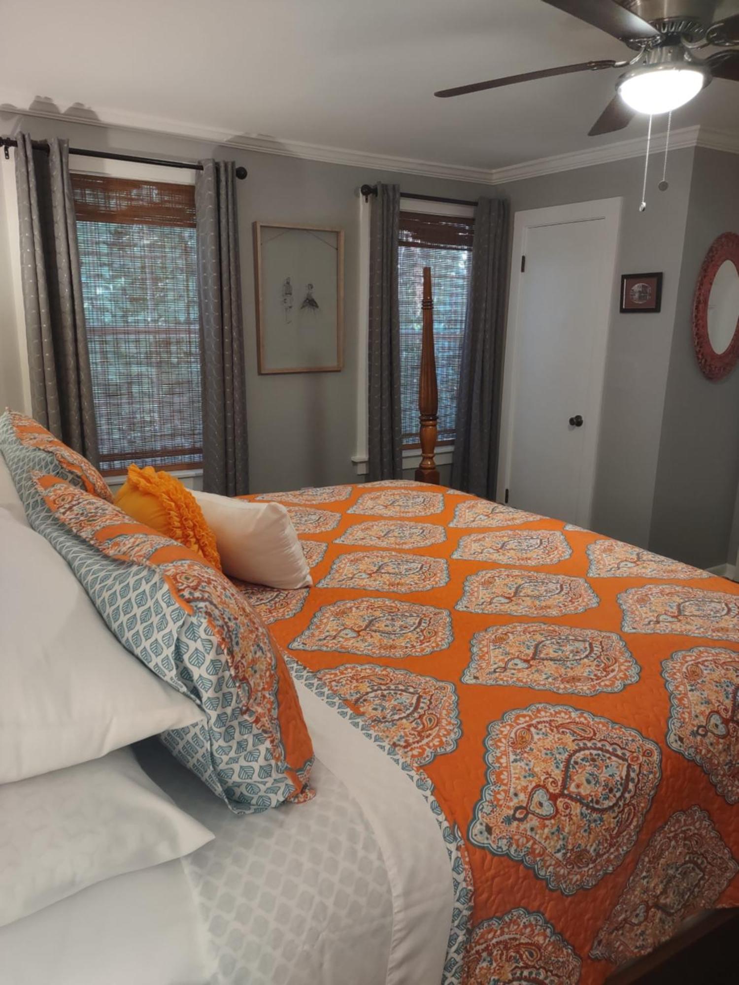 2Feathers Inn Natchez Room photo